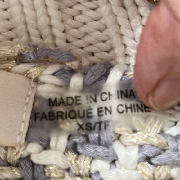 RAMY BROOK, OVER SIZED PLUNGING VNECK THICK SWEATER. SIZE XS-TALL FALL WINTER - Picture 7 of 10